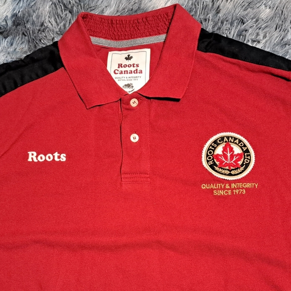 Roots Canada Men's Polo Shirt S/S Made in Canada Flag Patch Red HQ Size XL - Picture 2 of 7